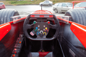 F1 賽車 Red Bull 戰略總監跳槽