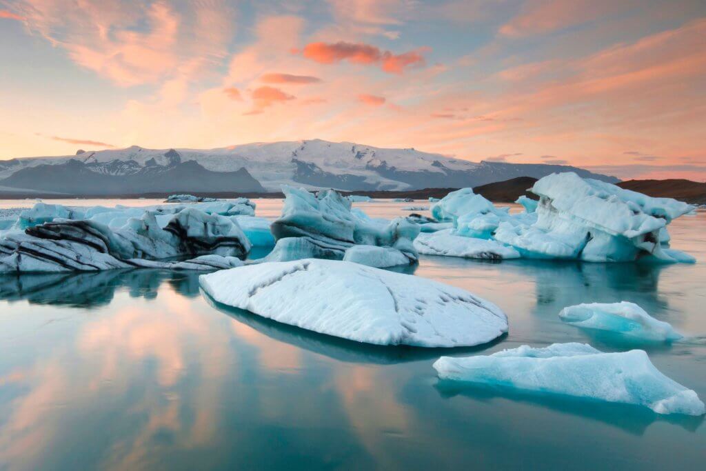 冰島 名字不能亂取？冰島人取名的祕密規則！